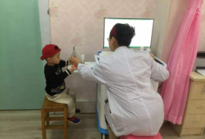 寒亭区妇幼保健院儿童保健科最新引进草莓视频黄色成人检测仪关爱孩子骨骼健康